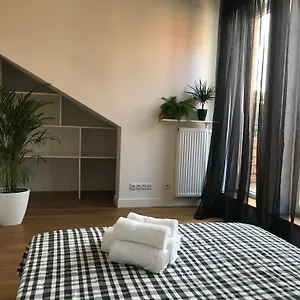 apartament-warszawa.warsawhotelspoland.com/